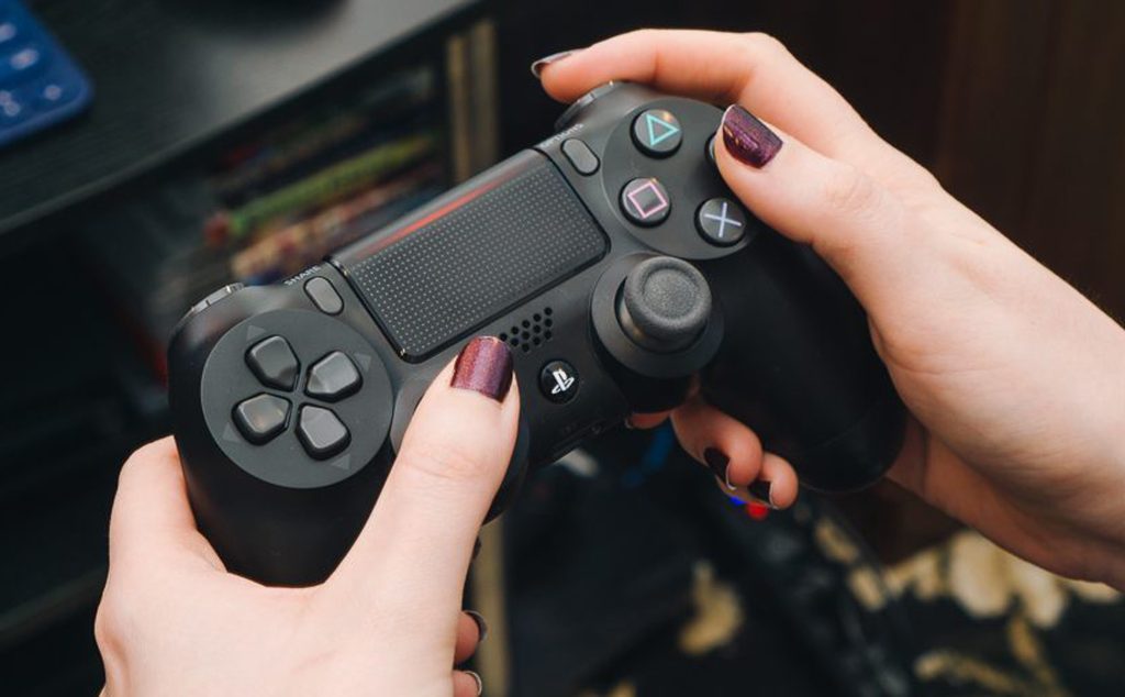 Tay cầm chơi game iPhone: Bí quyết chọn đúng và sử dụng hiệu quả