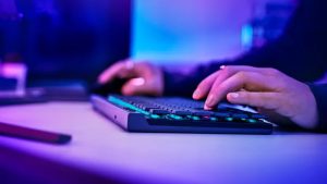 Bàn phím gaming là gì? tại sao game thủ lại cần phím tốt?